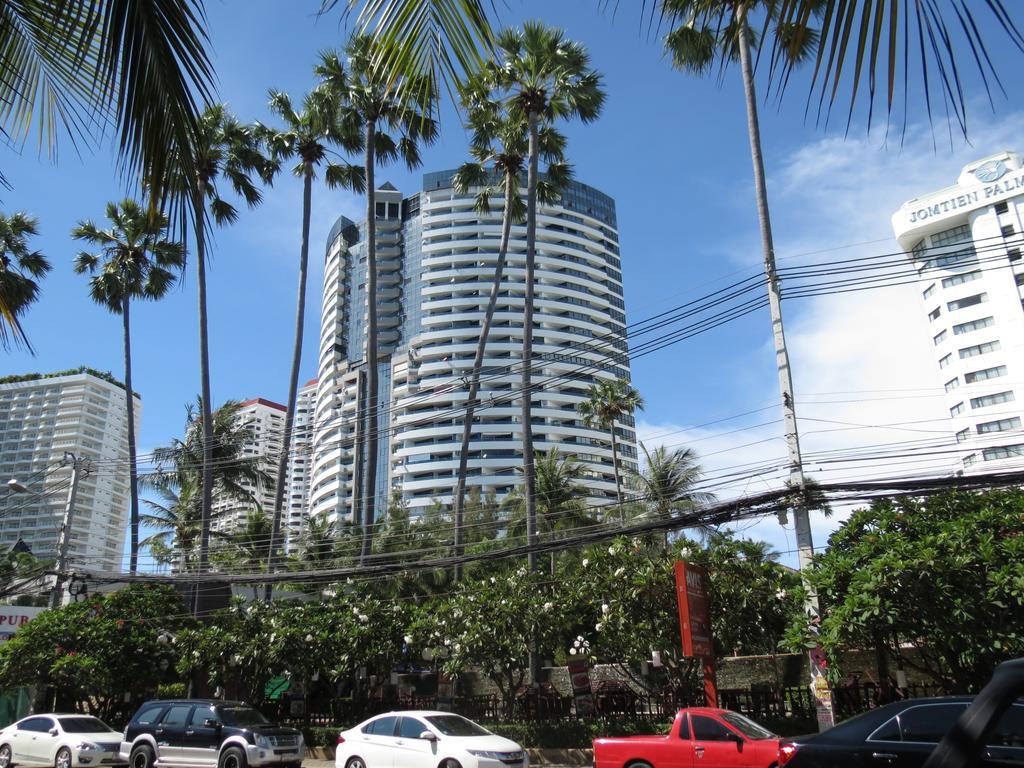 Jomtien Plaza Suite Apartments Chambre photo
