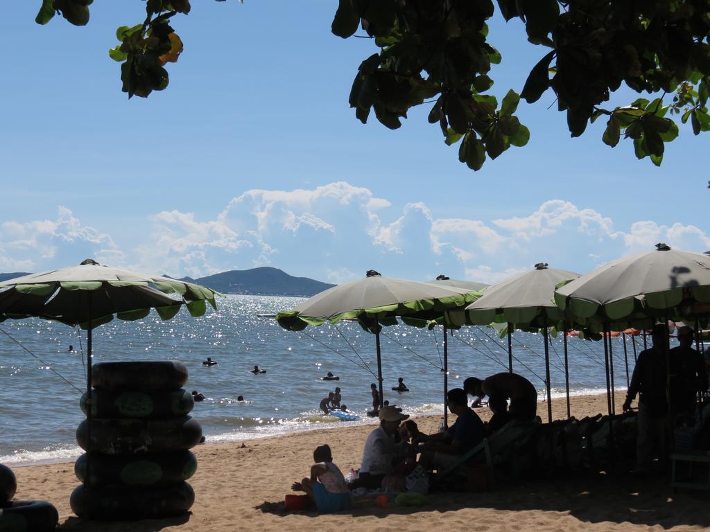 Jomtien Plaza Suite Apartments Chambre photo