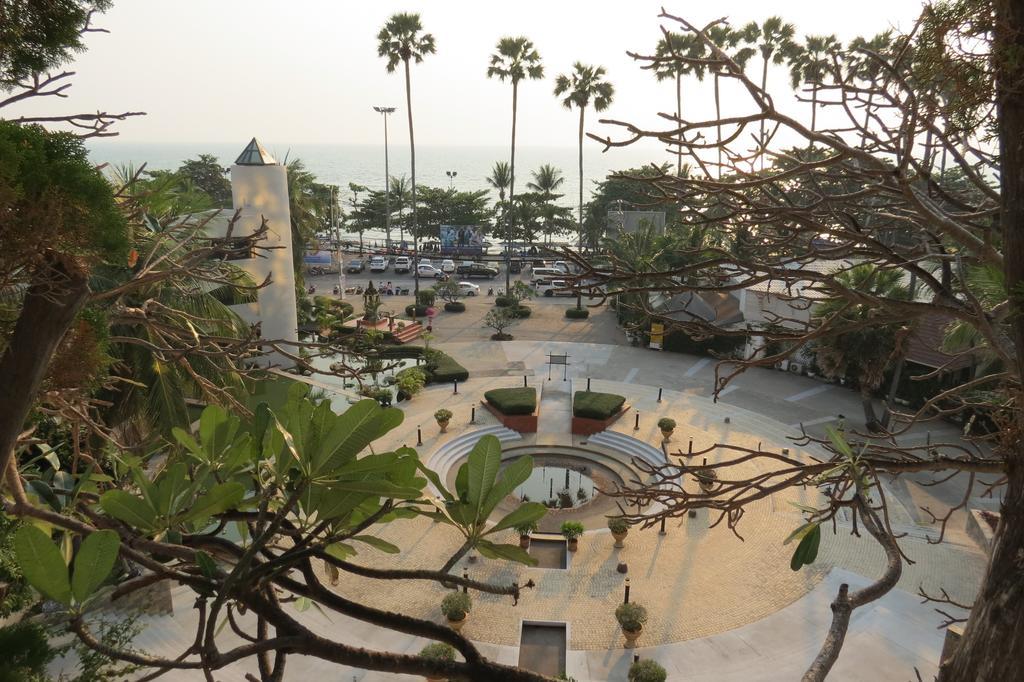 Jomtien Plaza Suite Apartments Chambre photo